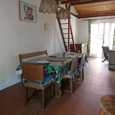 Nyaraló Holiday Het Club